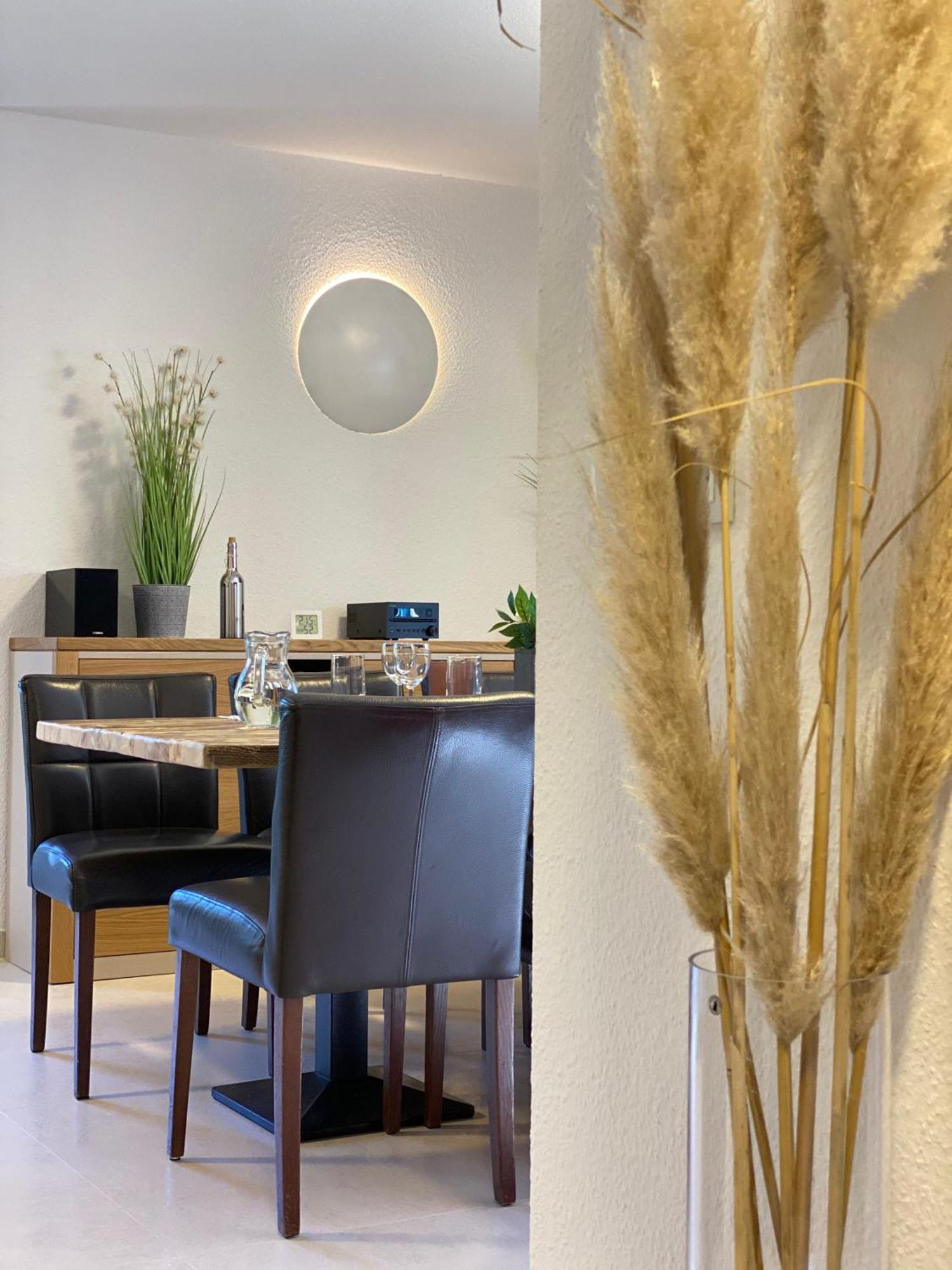 Familienfreundliches Reetdachhaus Weissdorn 2 Villa Puddemin Luaran gambar